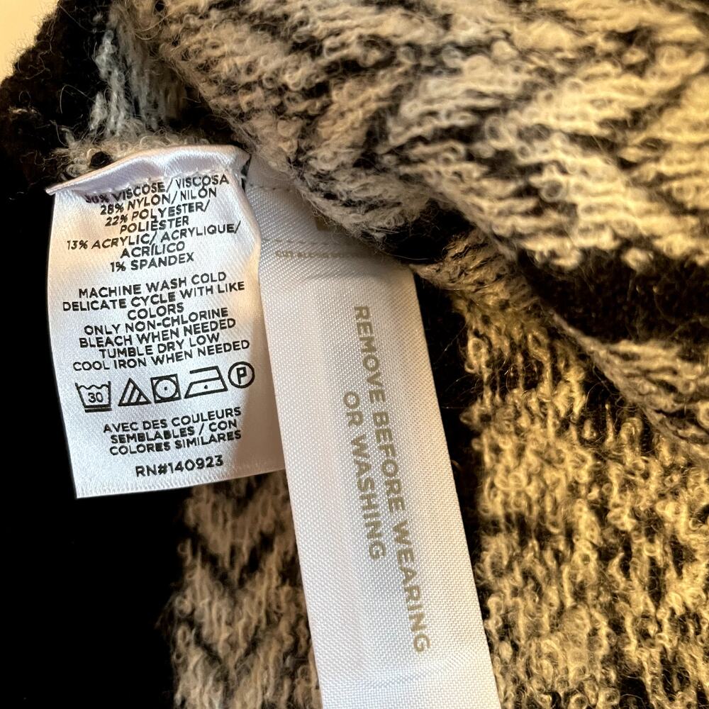 Lou & Grey Black White Fair Isle Mock Neck Asymmetrical Zip Sweater Womens Med - Picture 5 of 7